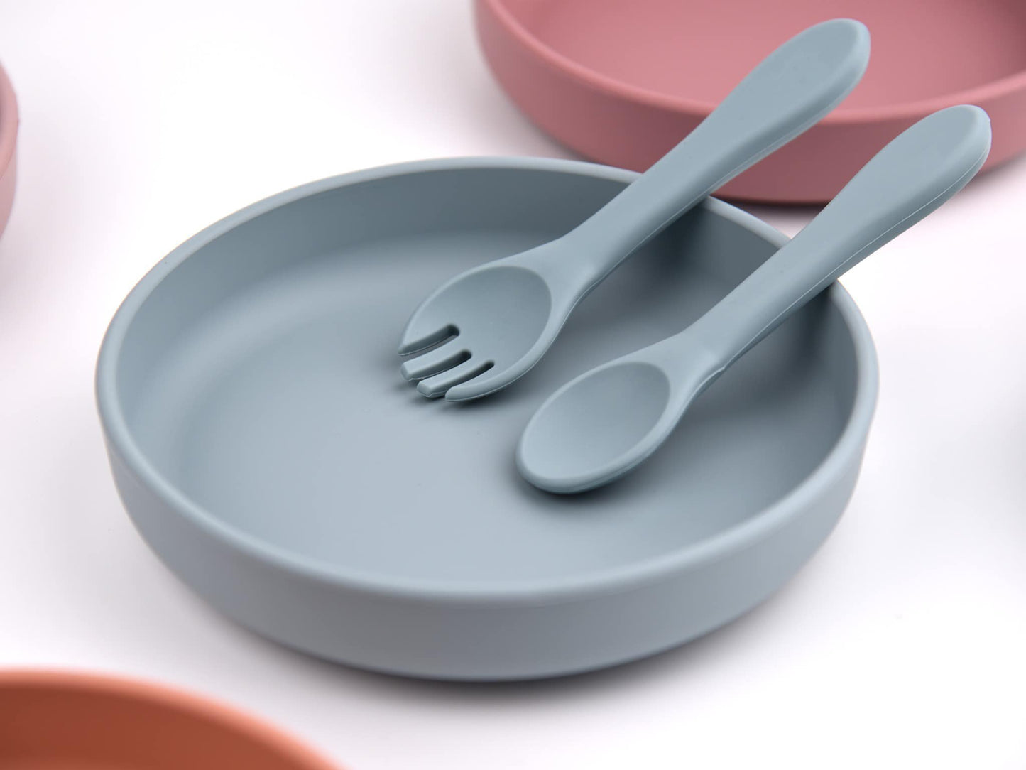 Round Plate with Fork & Spoon