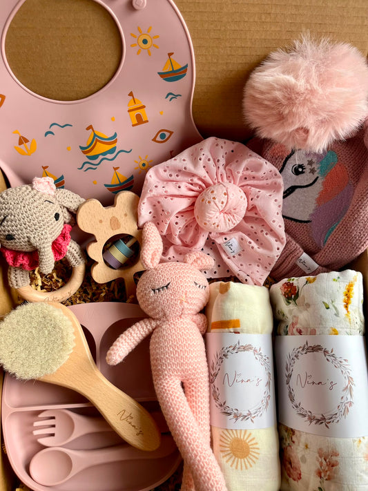 Newborn & Toddler Gift Box | Feeding Set, Swaddles, Teethero & Shaker, Soft Toy and more